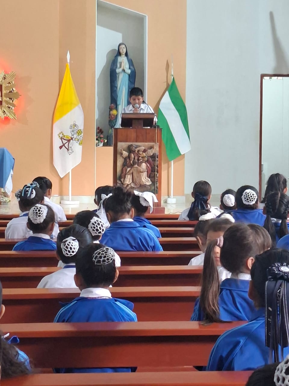 Fotografía 9 del álbum Liturgia Estudiantil