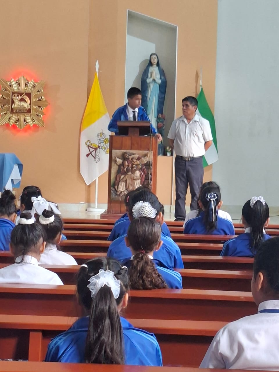 Fotografía 12 del álbum Liturgia Estudiantil