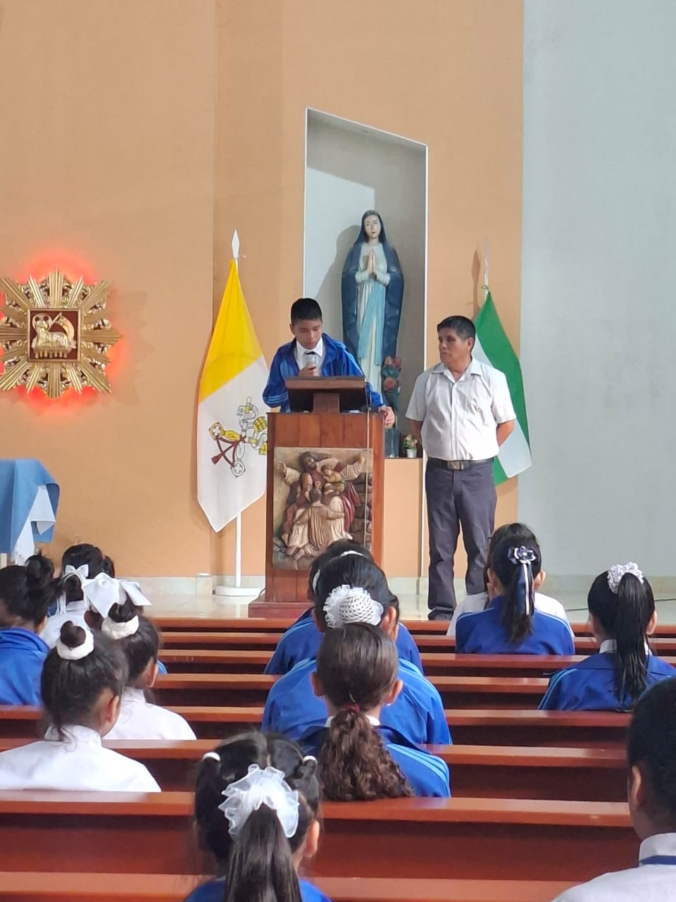 Fotografía 8 del álbum Liturgia Estudiantil